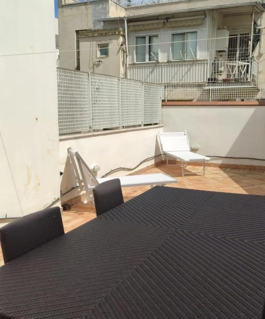 Roberto Exclusive Suite Bari 0*,  Italy